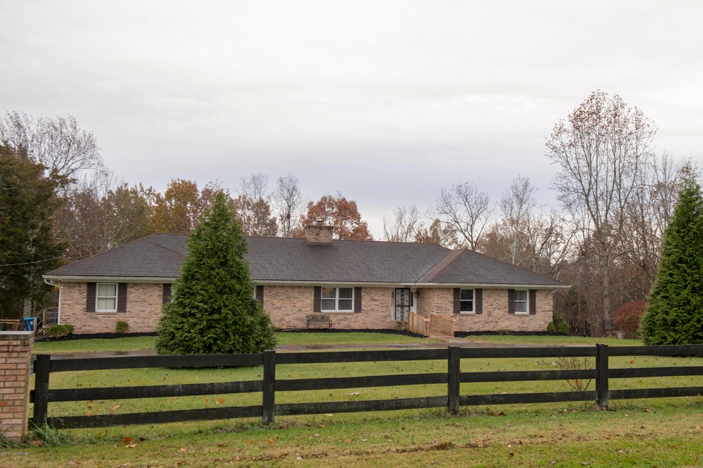 5011 Carpenter Dr, Crestwood, KY 40014 - photo 1