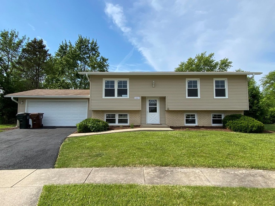 18845 Willow Ct, Country Club Hills, IL 60478 - photo 1