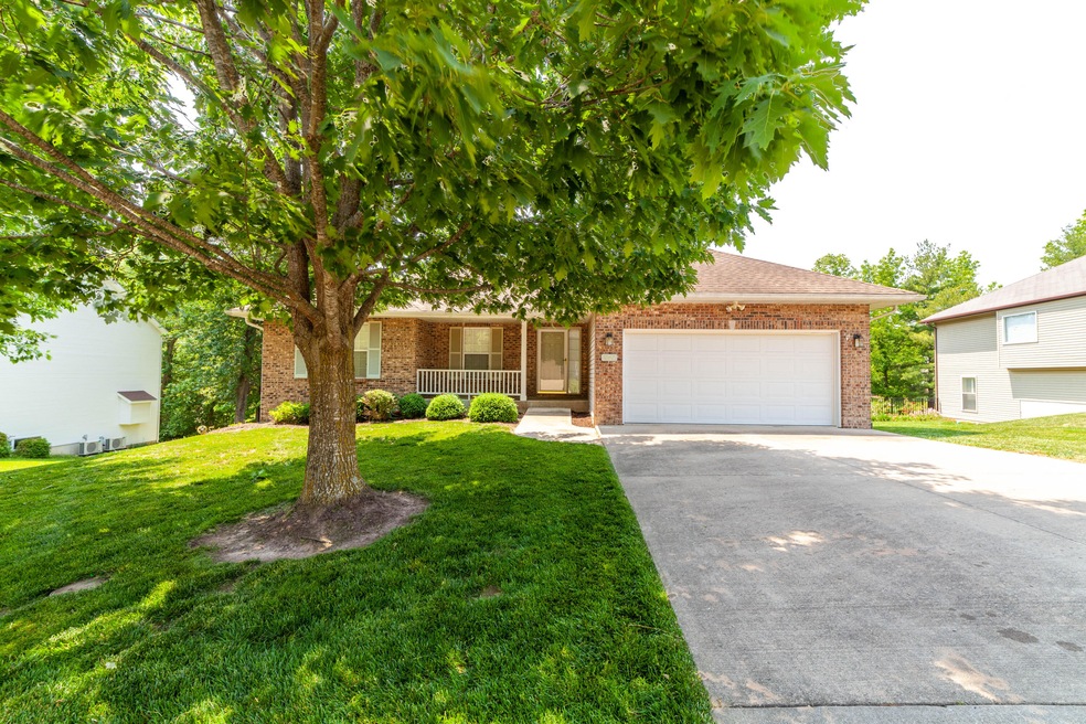 3908 Sherman Ct