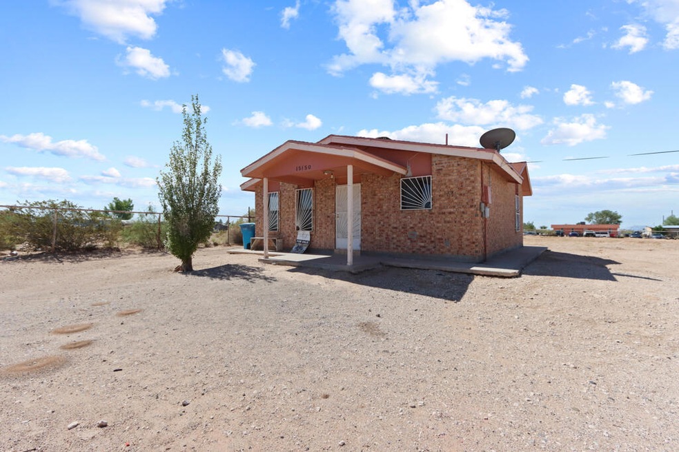 15150 Perlite Dr, El Paso, TX 79928 - photo 1