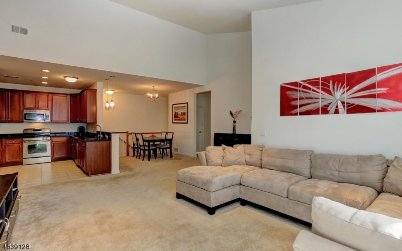 102 Stone Creek Ct unit 102, Whippany, NJ 07981 - photo 1
