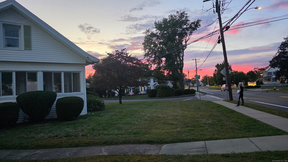 For Rent $2,300/month