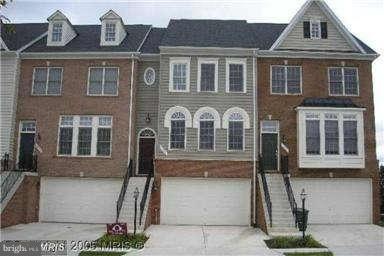 6931 Stanwick Square, Gainesville, VA 20155 - photo 1