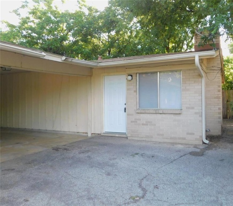 8902 Little Walnut Pkwy unit B, Austin, TX 78758 - photo 1