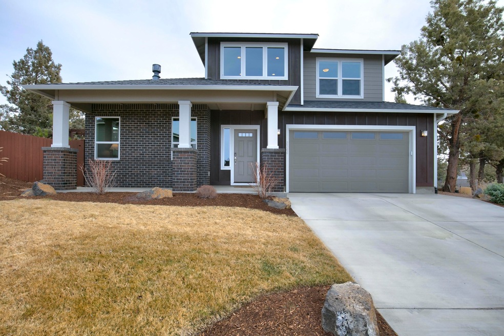 2366 NE Purcell Ct._002