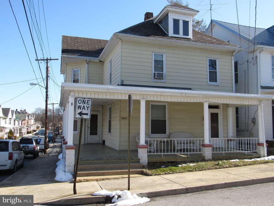 255 W North St, Waynesboro, PA 17268 - photo 1
