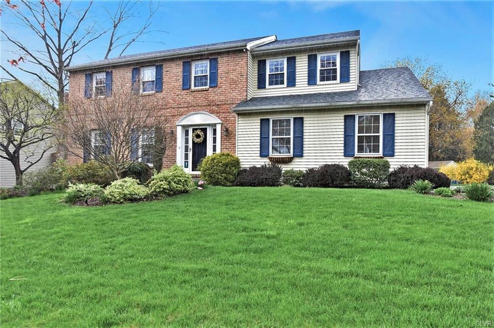 4901 Bridlepath Dr, Macungie, PA 18062 - photo 1