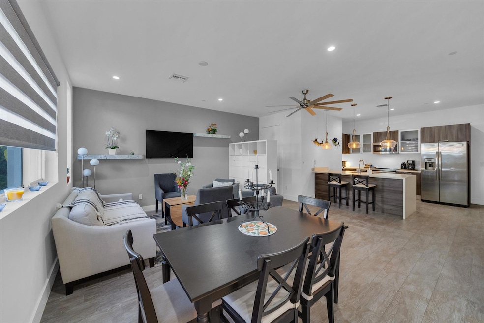 1045 NE 18th Ave unit 105, Fort Lauderdale, FL 33304 - photo 1