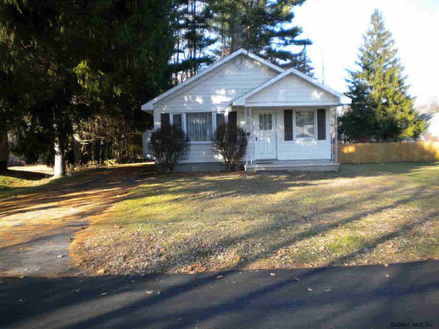 49 Mac Arthur Dr, Glens Falls, NY 12801 - photo 1