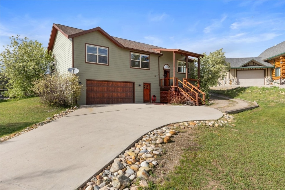 Sold $1,472,500 • Co-Listing Agent