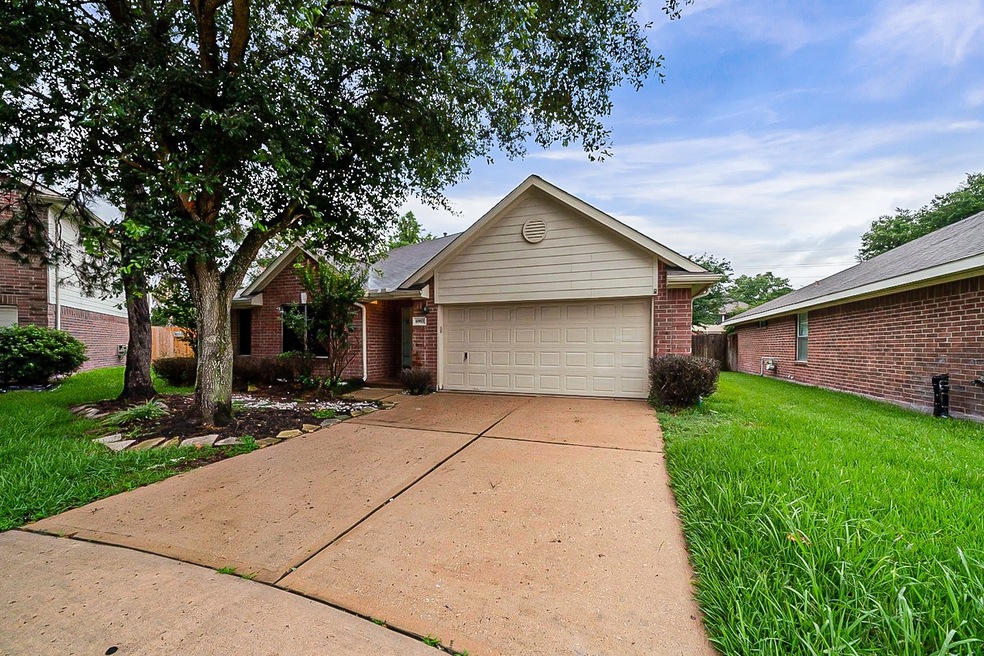 6903 Canyon Creek Square, Houston, TX 77084 - photo 1