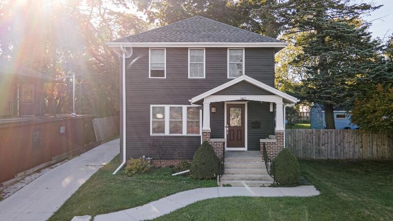 2614 N 7th Street