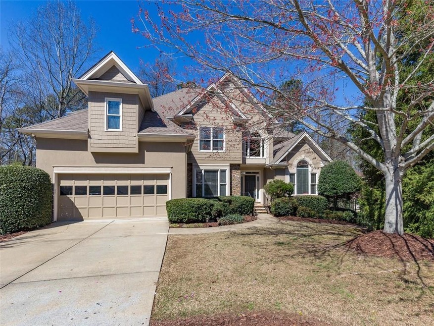 Gorgeous 4 bedroom 4.5 bath home with beautiful ma