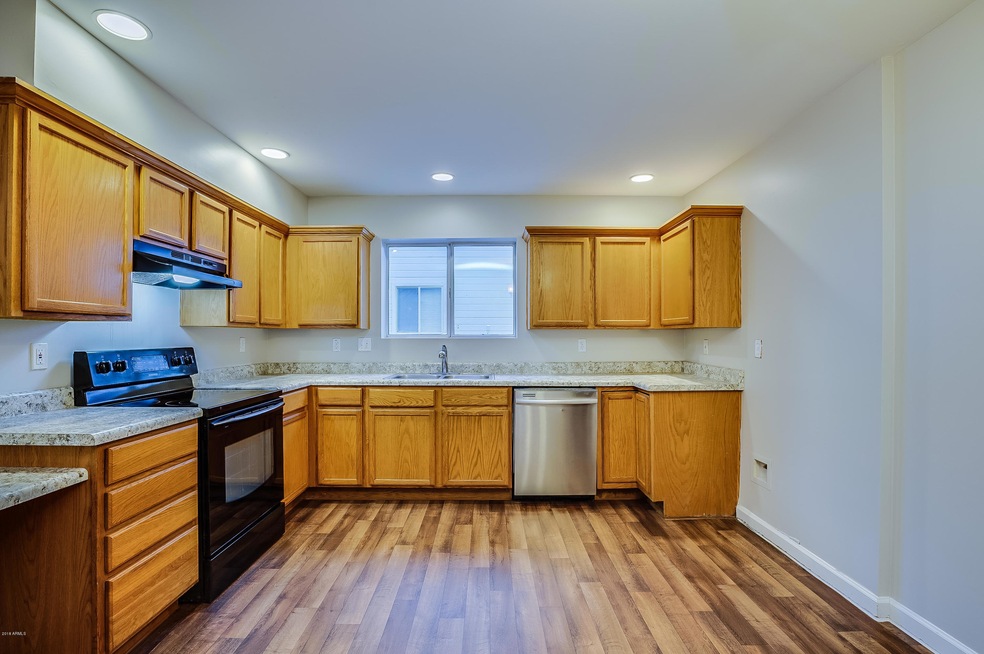 609 E Dora Cir, Mesa, AZ 85203 - photo 1