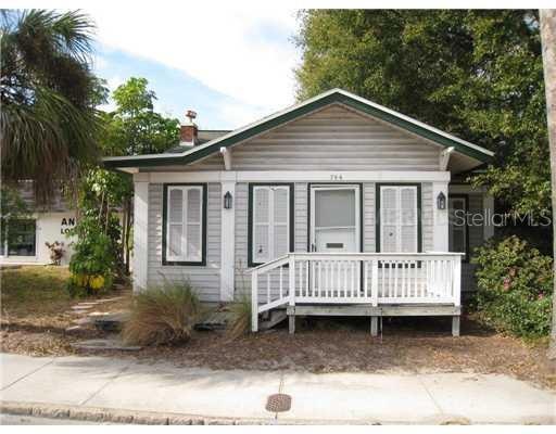 744 16th St N, Saint Petersburg, FL 33705 - photo 1