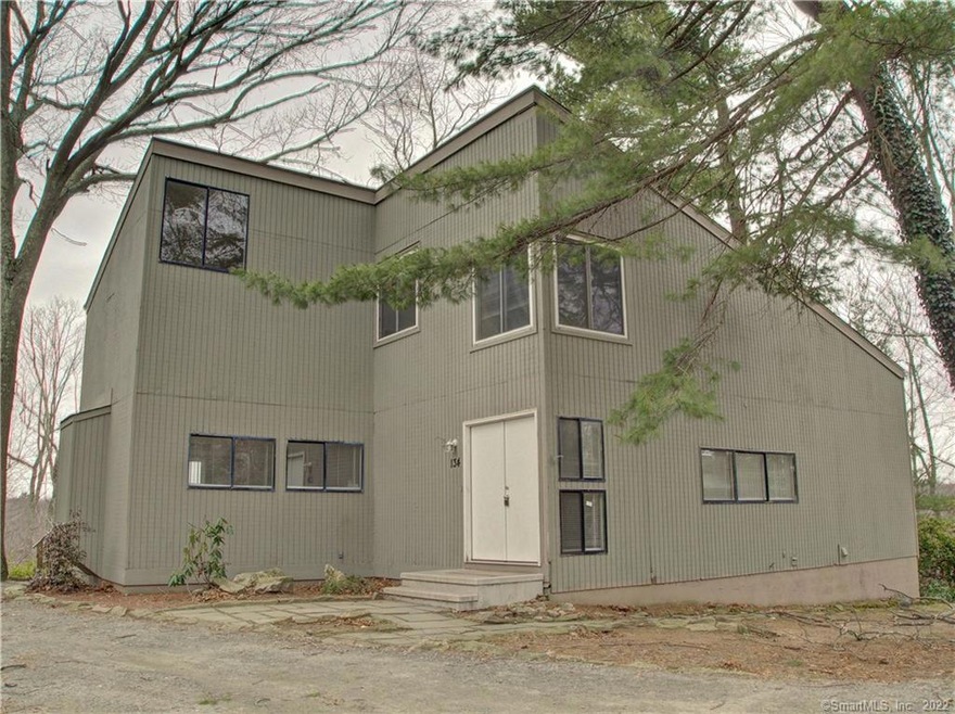 134 Russett Dr, Guilford, CT 06437 - photo 1