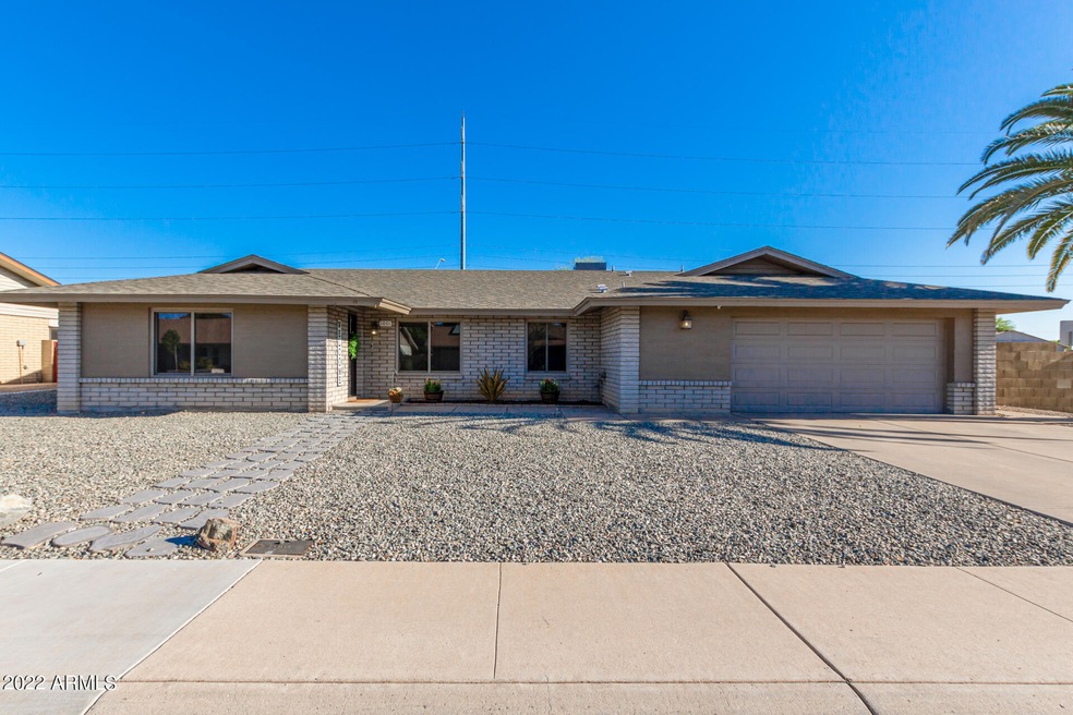 1001 E Renee Dr, Phoenix, AZ 85024 - photo 1