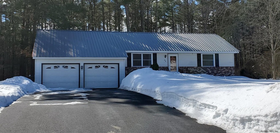 39 Legend Ln, Ballston Spa, NY 12020 - photo 1