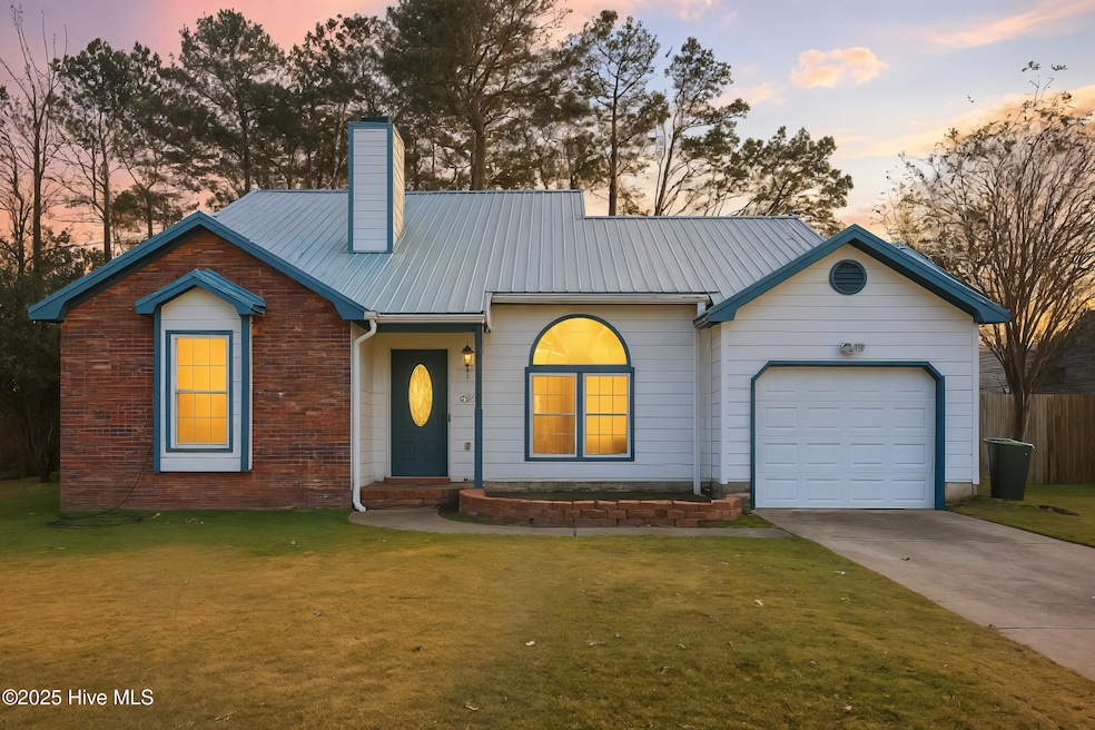 2673 Idlebrook Cir, Midway Park, NC 28544 - photo 1