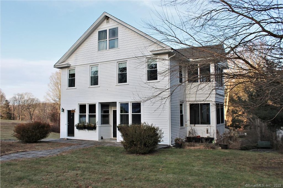 900 Saybrook Rd unit 1, Haddam, CT 06438 - photo 1