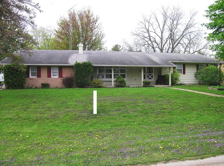 510 E Bdwy, Plainview