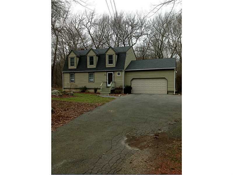 766 Slocum Rd, Saunderstown, RI 02874 - photo 1