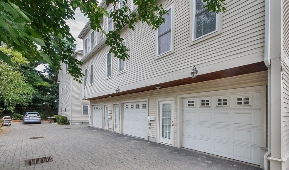 67 Bay State Rd unit 1, Cambridge, MA 02138 - photo 1