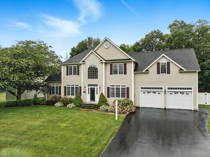 5 Peach Tree Dr, Sutton, MA 01590 - photo 1