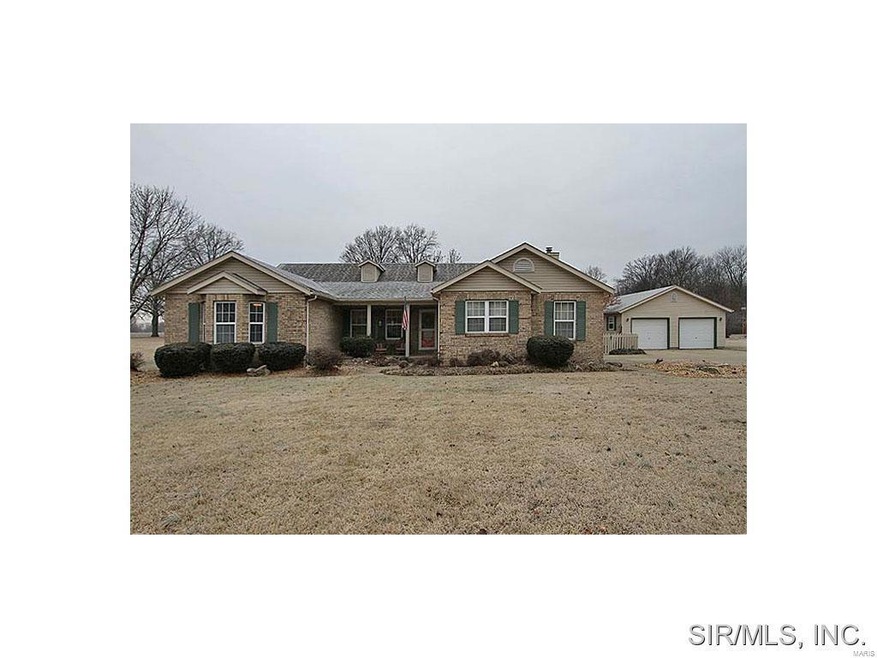 96 Shirlwin Dr, Granite City, IL 62040 - photo 1