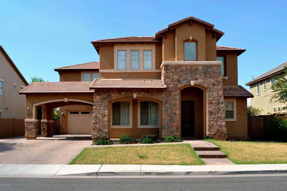 pic exterior 20130729231116736043000000-