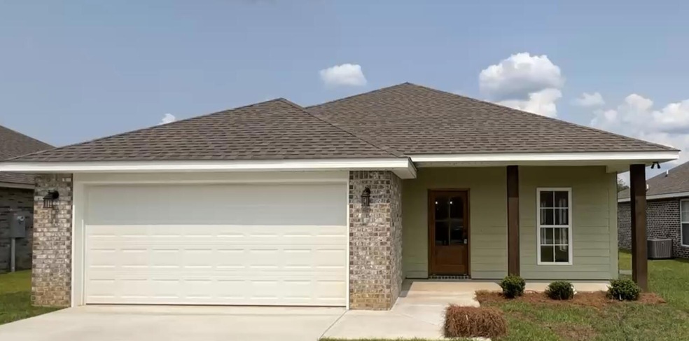 112 E Bartlet Way, Hattiesburg, MS 39402 - photo 1