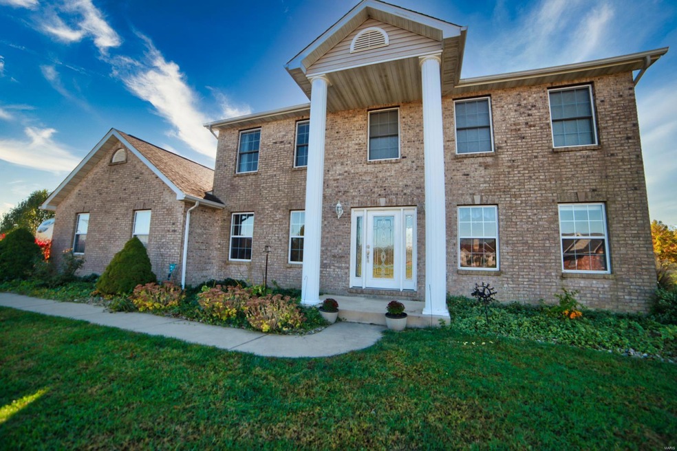 918 Bay Pointe Dr, Freeburg, IL 62243 - photo 1