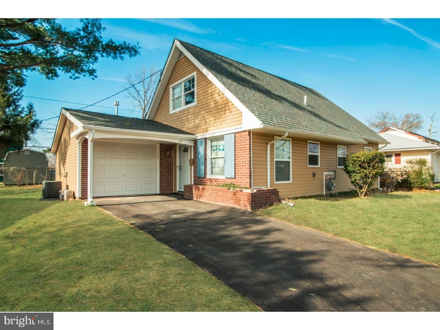 49 Brooklawn Dr, Willingboro, NJ 08046 - photo 1