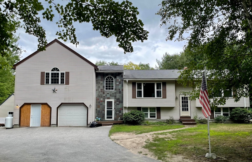 525 Chadbourne Rd, Standish, ME 04084 - photo 1