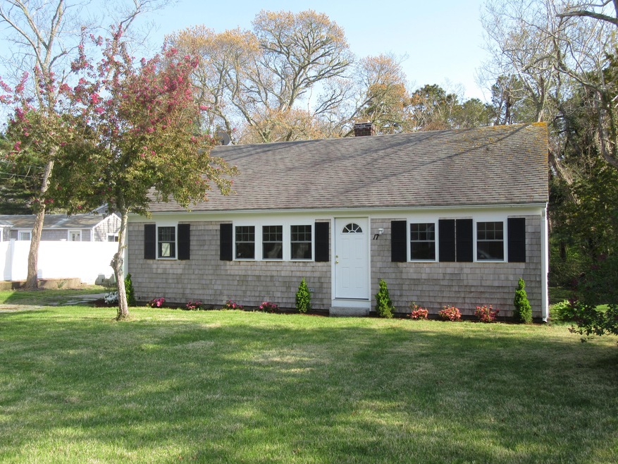 17 Smith St, Dennis Port, MA 02639 - photo 1