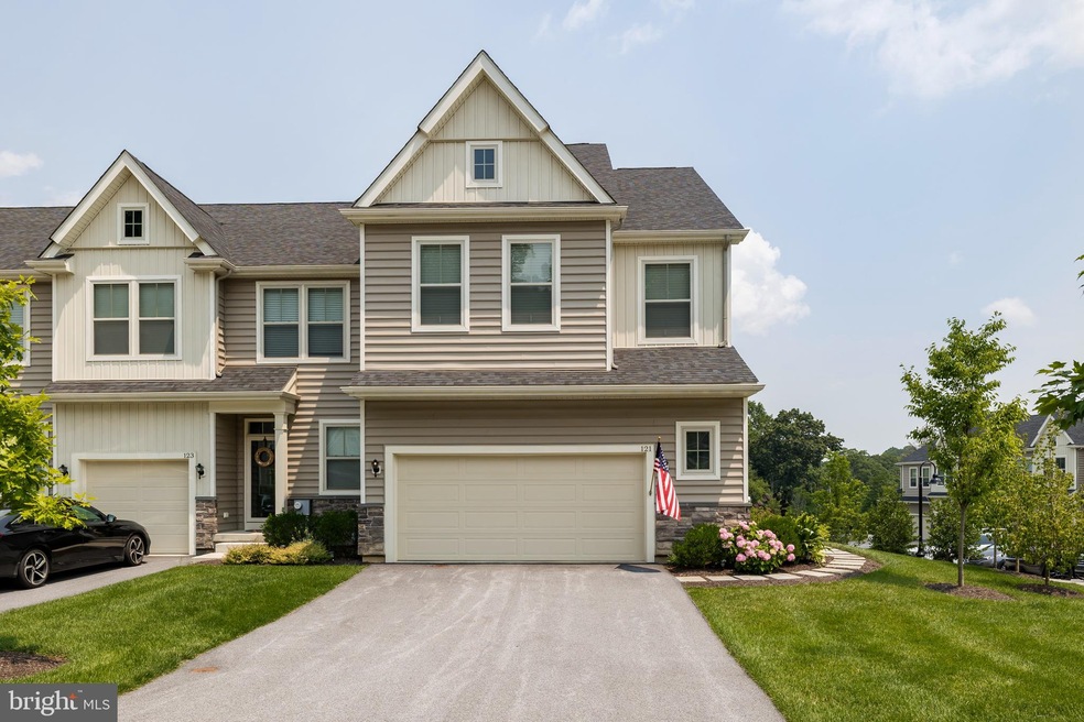 121 Sparrow Ridge Ct, Kennett Square, PA 19348 - photo 1