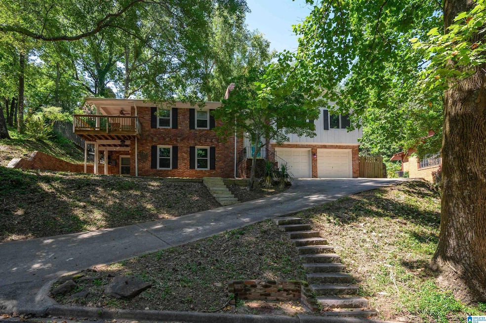 5812 Southcrest Rd, Birmingham, AL 35213 - photo 1