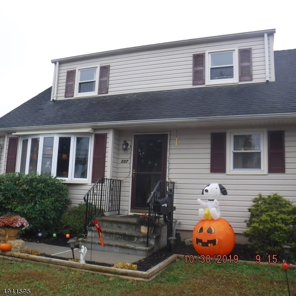 507 Sidorske Ave, Manville, NJ 08835 - photo 1