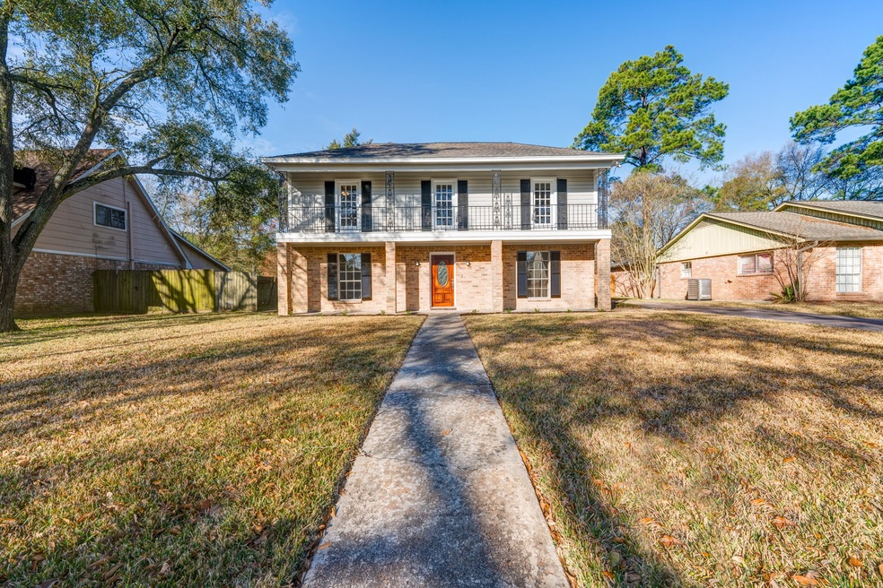 8207 Tiger Ln, Houston, TX 77040 - photo 1