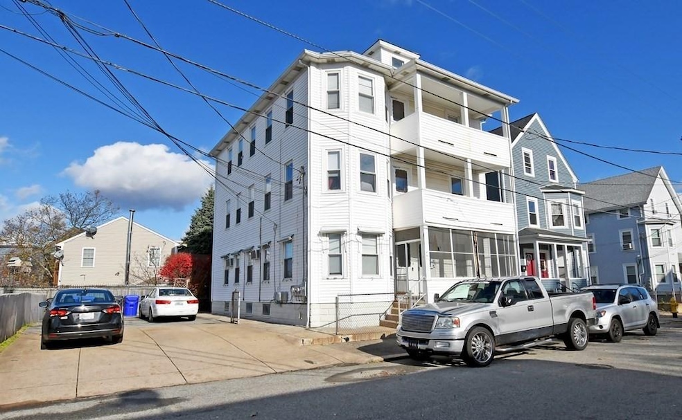 28 Margaret St, Pawtucket, RI 02860 - photo 1