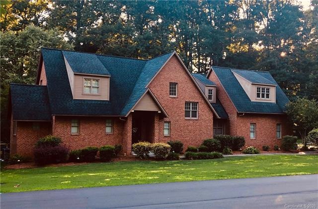 410 Gleneagles Rd W, Statesville, NC 28625 - photo 1