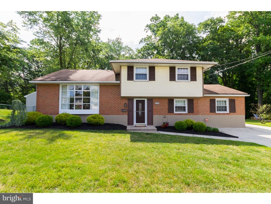 303 Woods Ln, Somerdale, NJ 08083 - photo 1