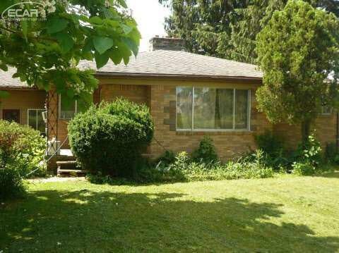 11049 Hill Rd, Swartz Creek, MI 48473 - photo 1