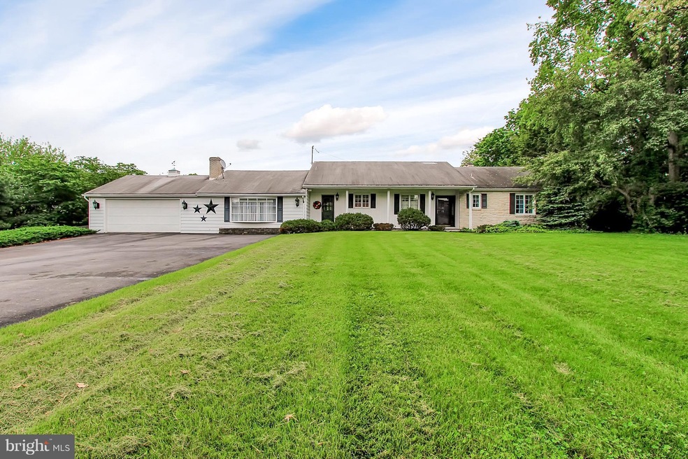 13613 Paradise Church Rd, Hagerstown, MD 21742 - photo 1