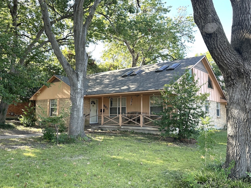 Under Contract $300,000