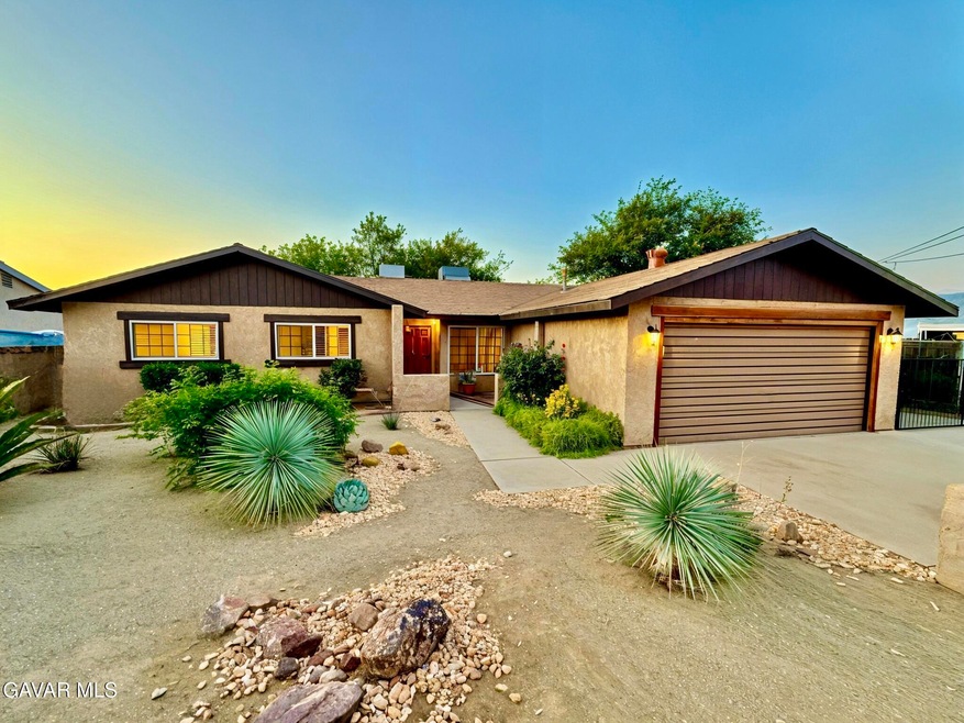 4015 W Avenue l2, Lancaster, CA 93536 - photo 1