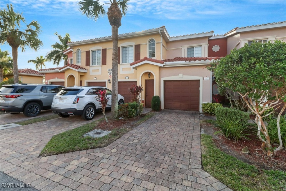 Condominium with Garage