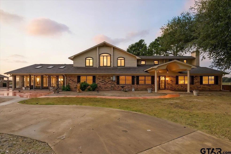 10736 Texas 154, Sulphur Springs, TX 75482 - photo 1