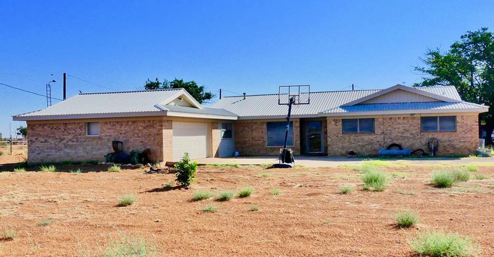 1305 SE 5001, Andrews, TX 79714 - photo 1