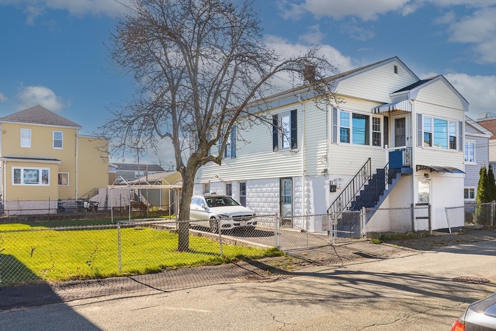 21 Beach Rd, Revere, MA 02151 - photo 1